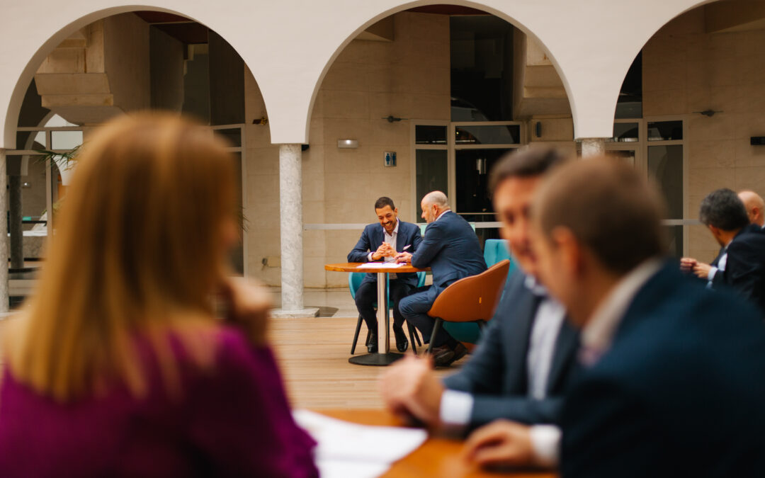 Impulsando el Avance de las Empresas Familiares: Mejora en la Gestión Comercial y de Comunicación Interna